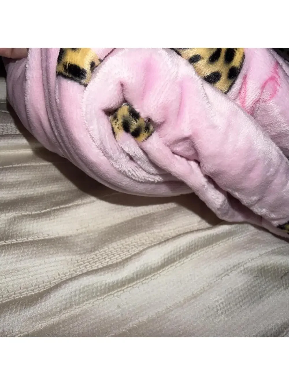 Juicy Couture Throw Blanket  Pink Leopard